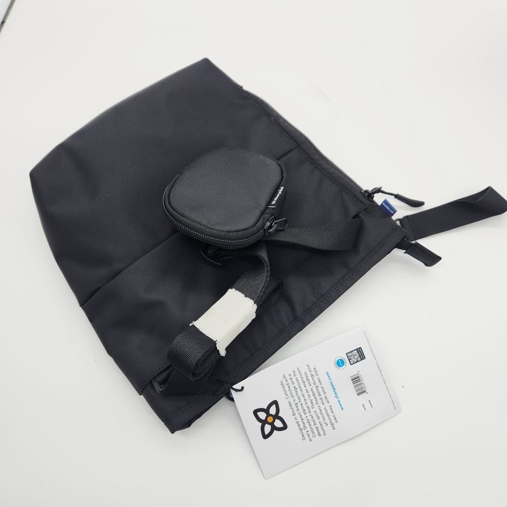 Sherpani Sadie Nylon Crossbody Bag RFID Protection Removable Coin Purse Black‎ - Picture 2 of 5